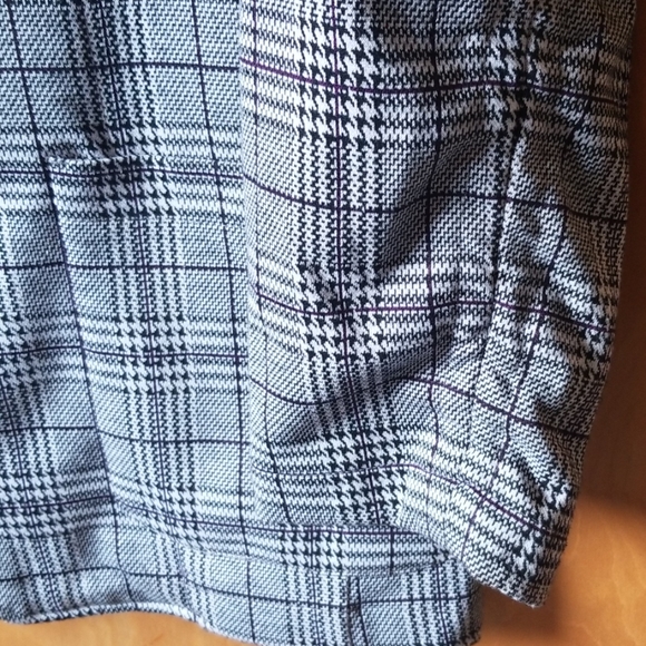 Max Studio blazer, black, white & burgundy - Picture 5 of 5